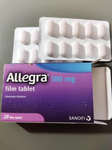 アレグラ(Allegra)180mg 【1箱20錠】 レビュー投稿画像 サムネイル